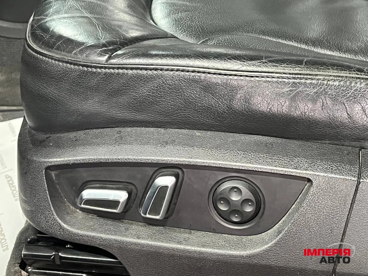 Audi Q7 - фото 16