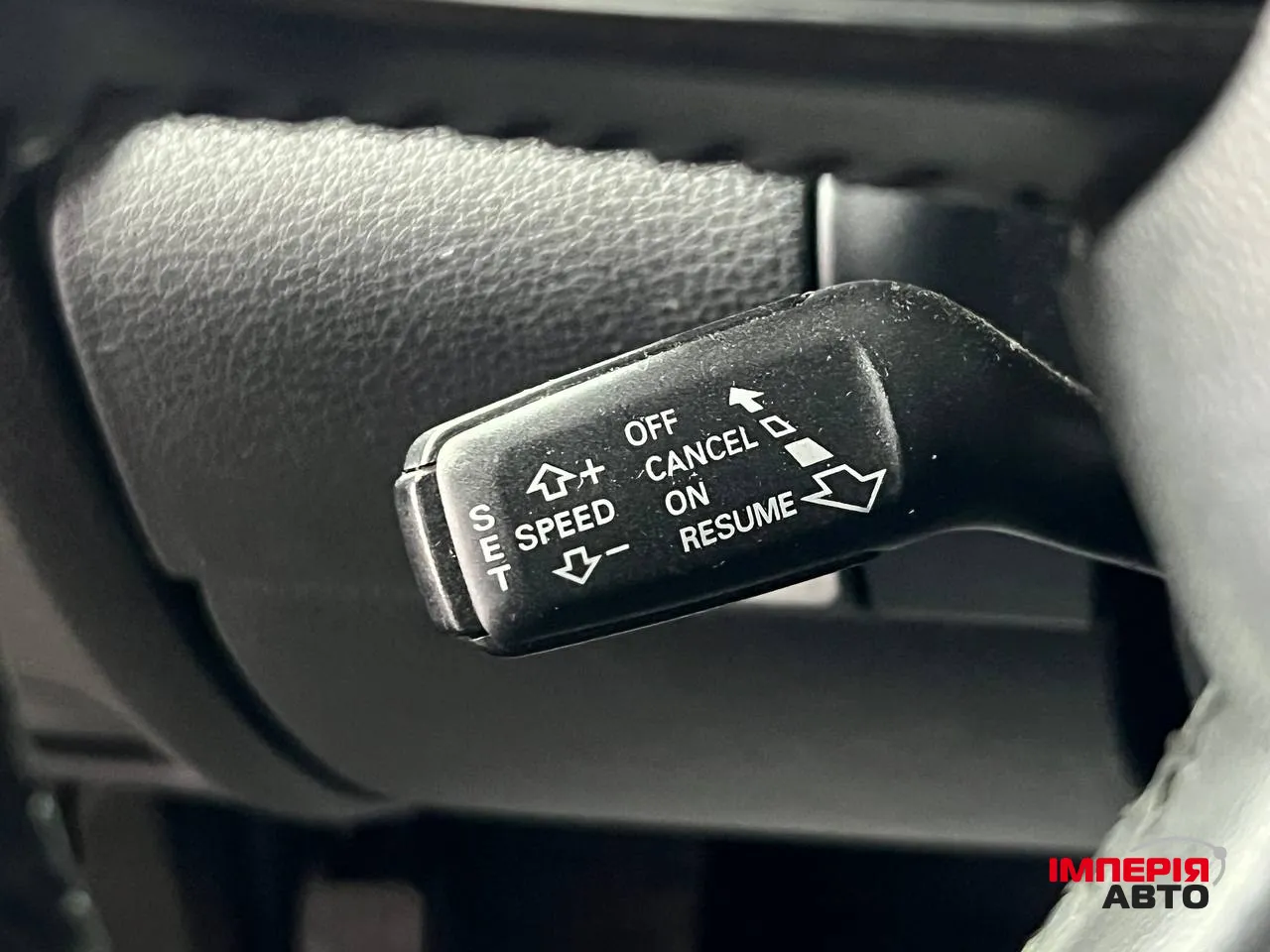 Audi Q7 - фото 24