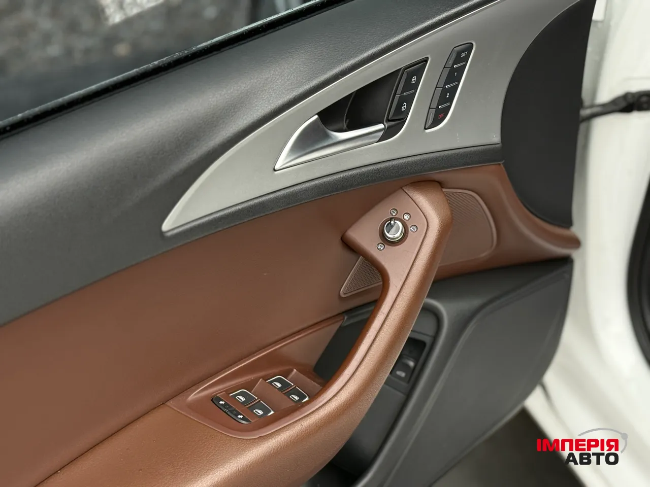 Audi A6 - фото 7