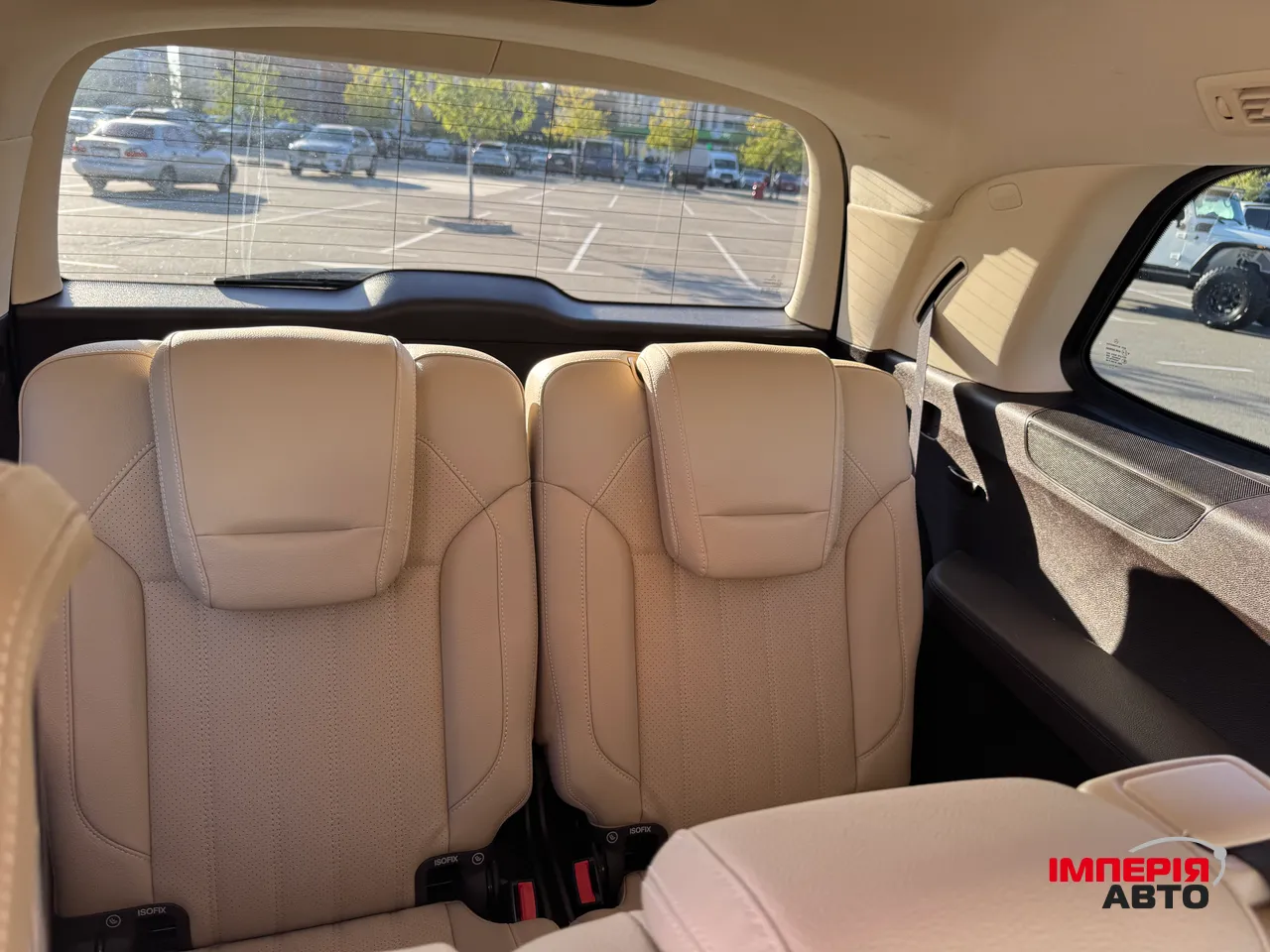 Mercedes-Benz GLS - фото 20