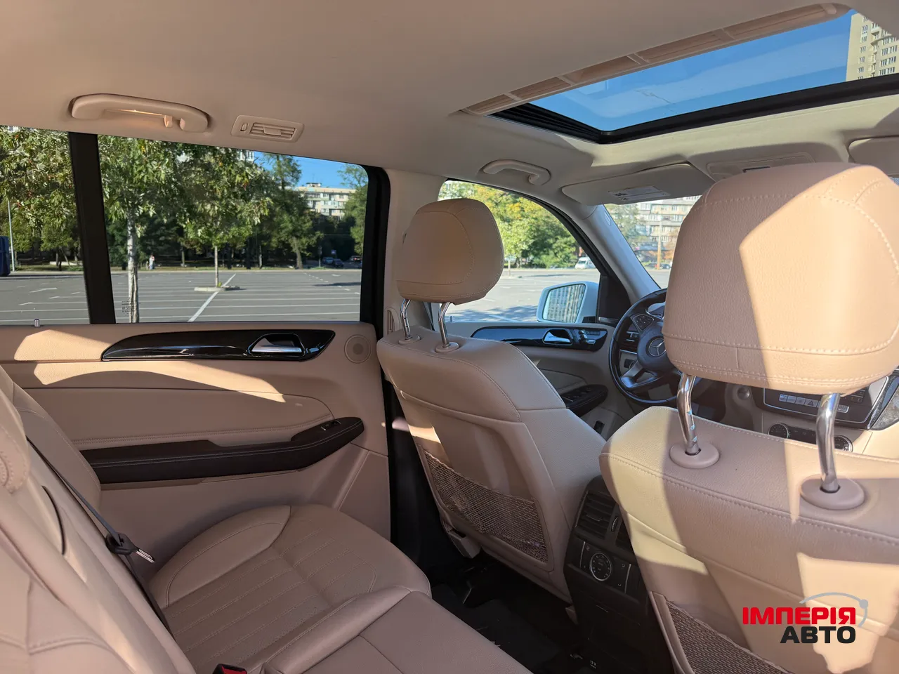 Mercedes-Benz GLS - фото 6