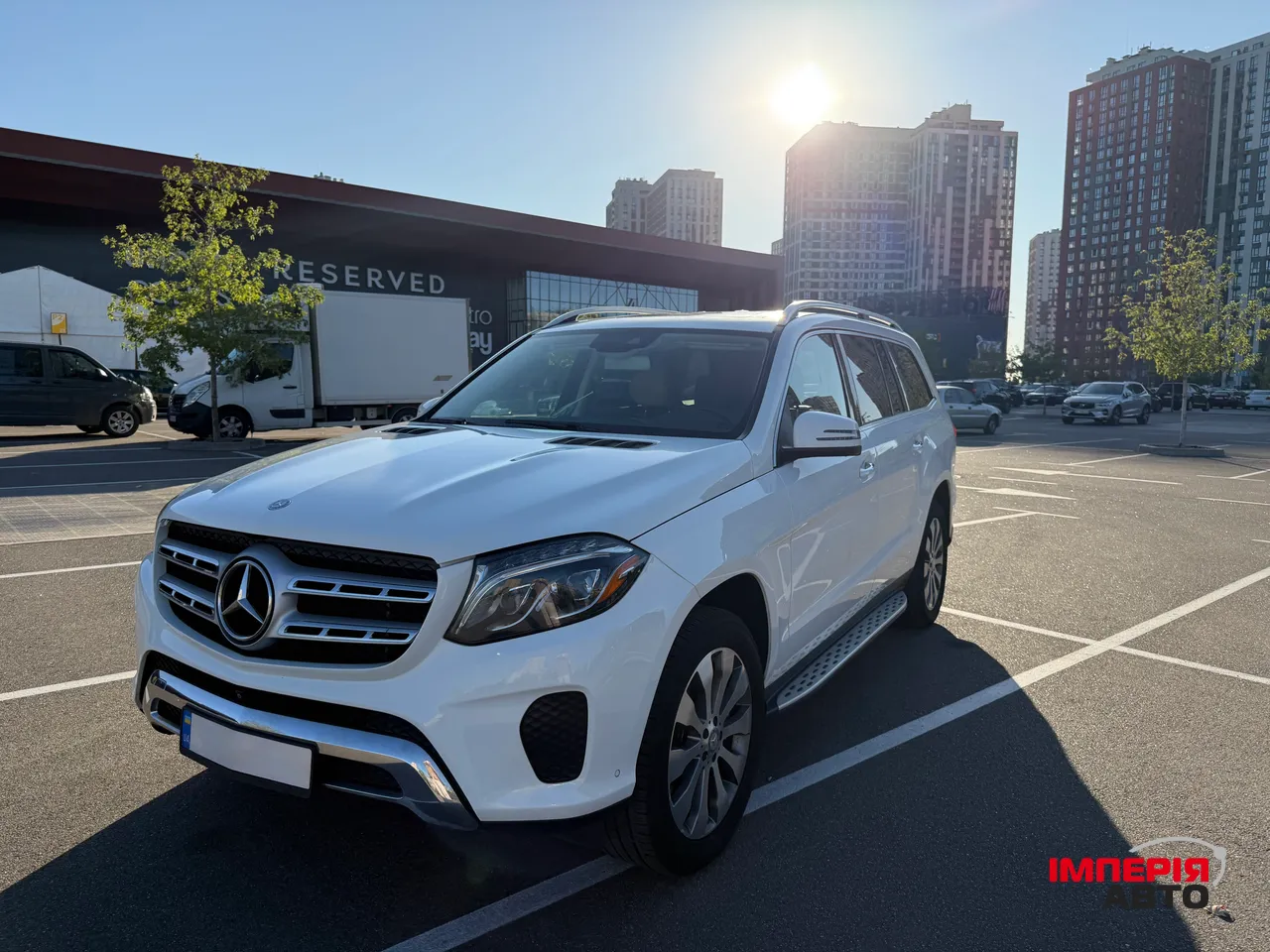 Mercedes-Benz GLS - фото 10