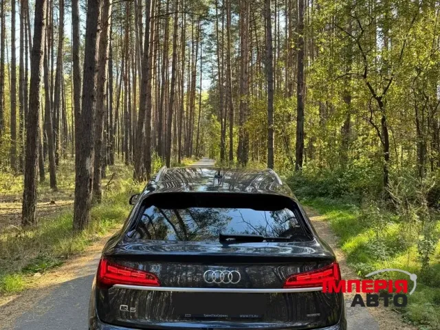 Audi Q5 - фото 3