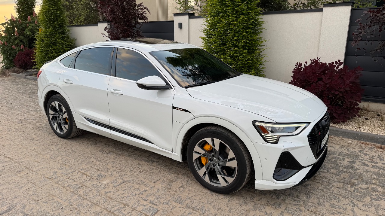 Audi e-tron Sportback - фото 5