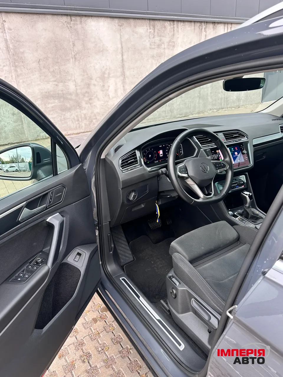 Volkswagen Tiguan - фото 9