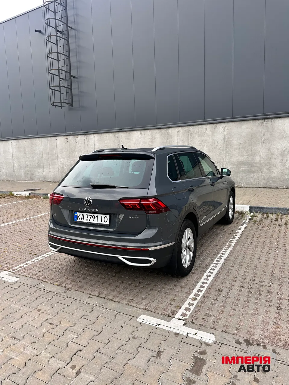 Volkswagen Tiguan - фото 6