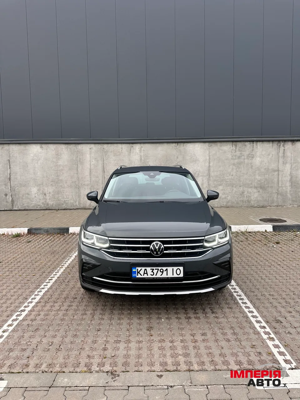 Volkswagen Tiguan - фото 3