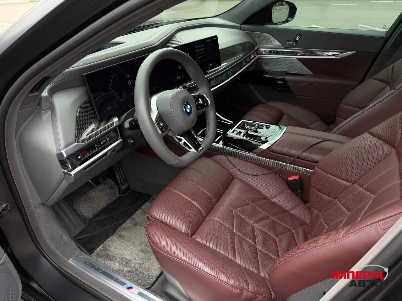 BMW 7 серії - фото 30