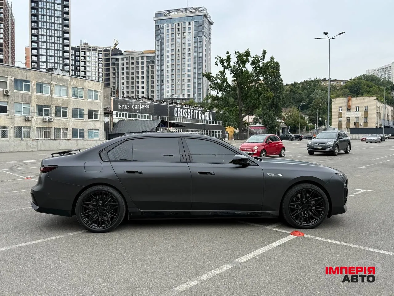 BMW 7 серії - фото 13