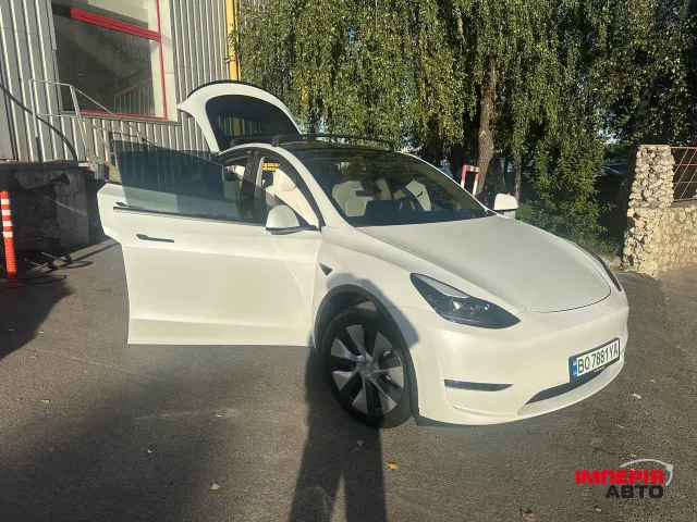 Tesla Model Y 2024, Тернопіль, $29 800 - зображення 2