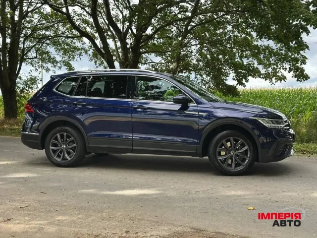 Volkswagen Tiguan - фото 5