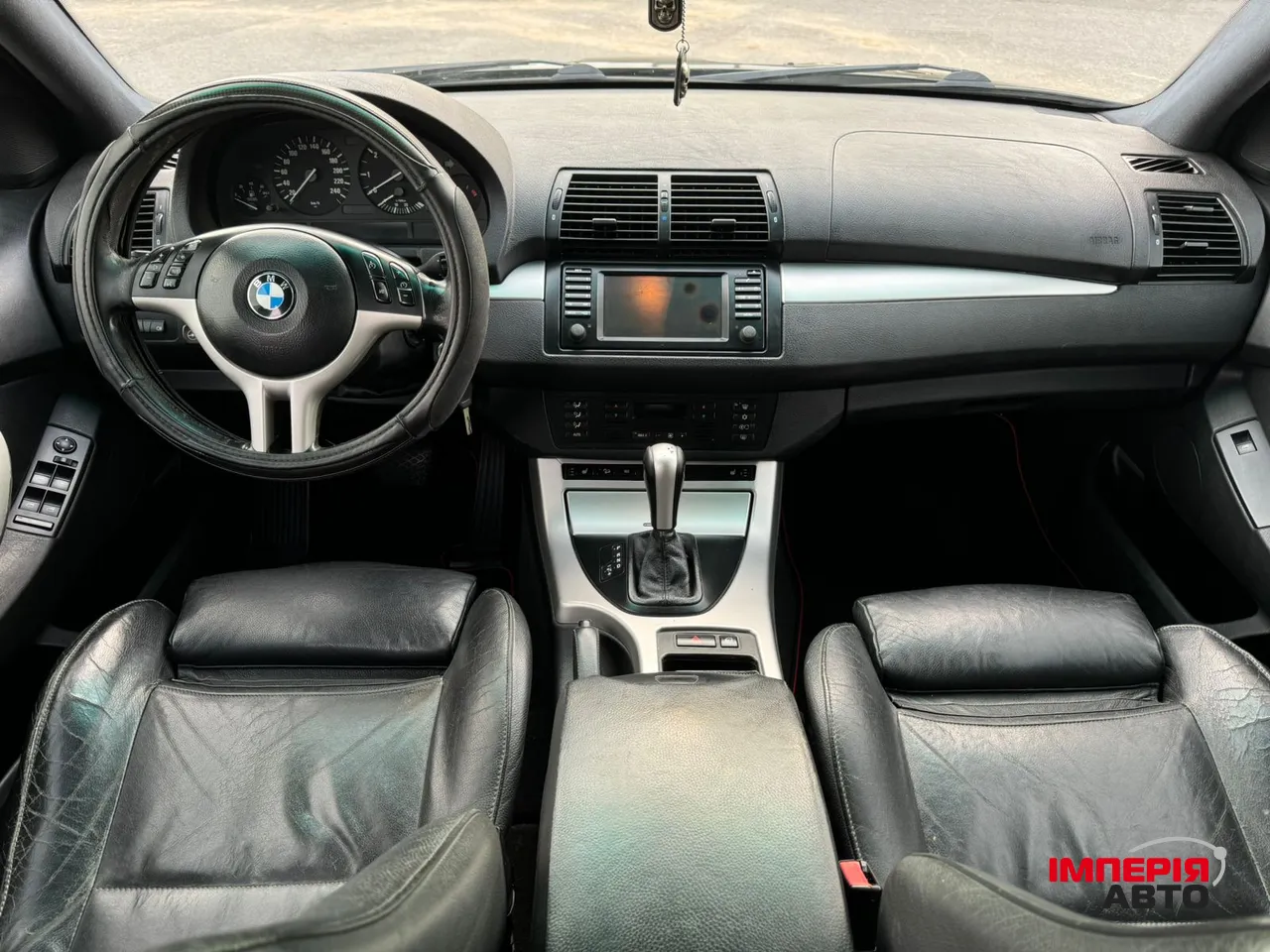 BMW X5 - фото 10