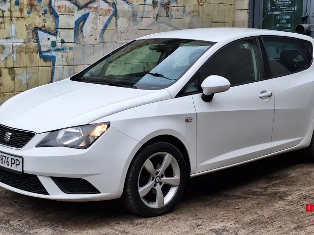 SEAT Ibiza - фото 1