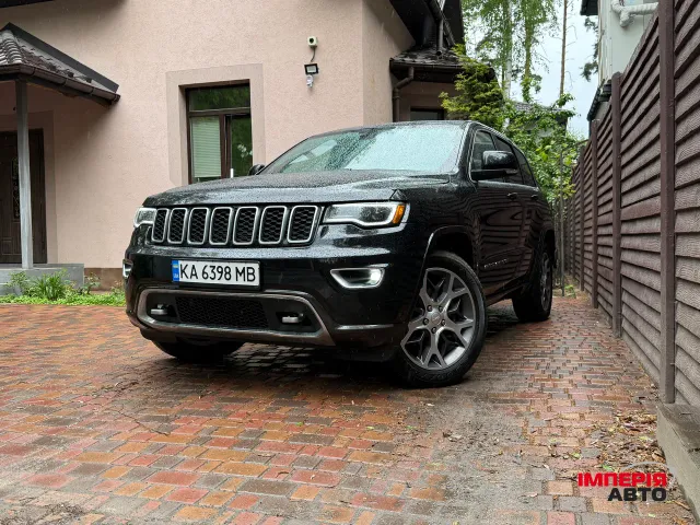 Jeep Grand Cherokee - фото 1