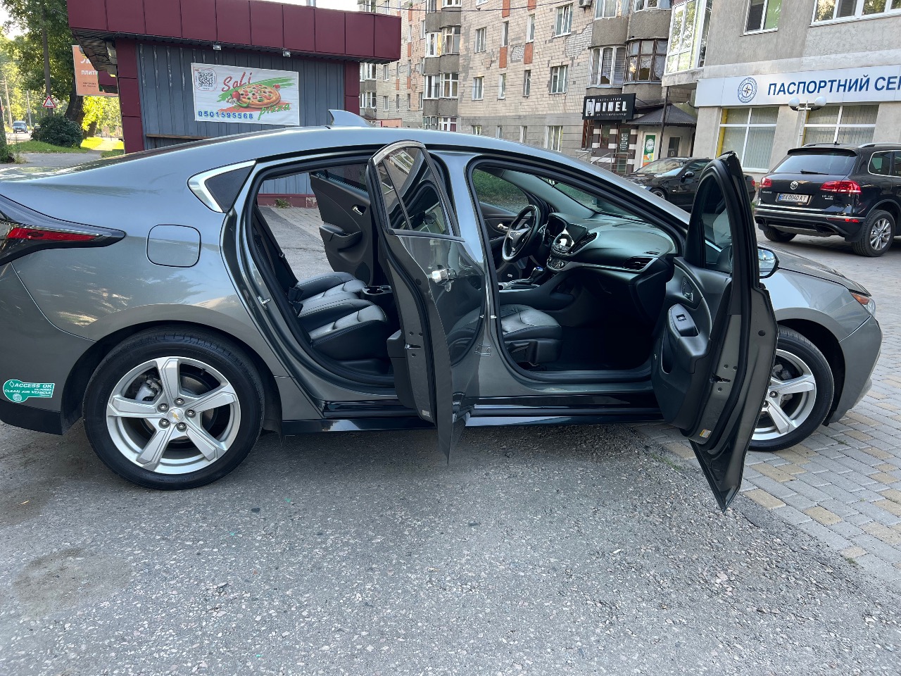 Chevrolet Volt - фото 9