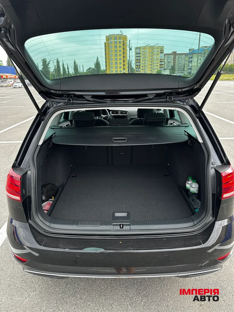 Volkswagen Golf - фото 8