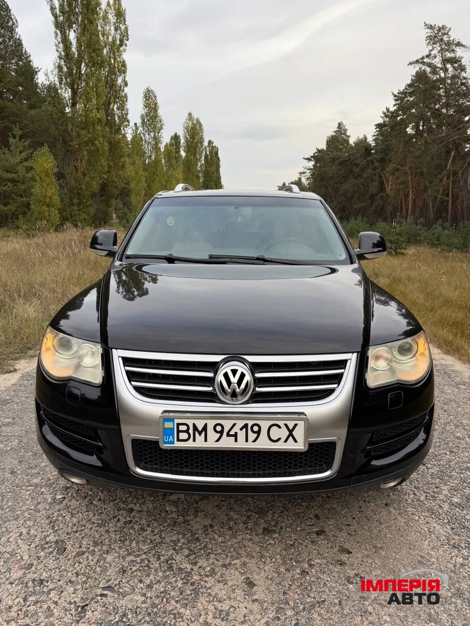 Volkswagen Touareg - фото 1
