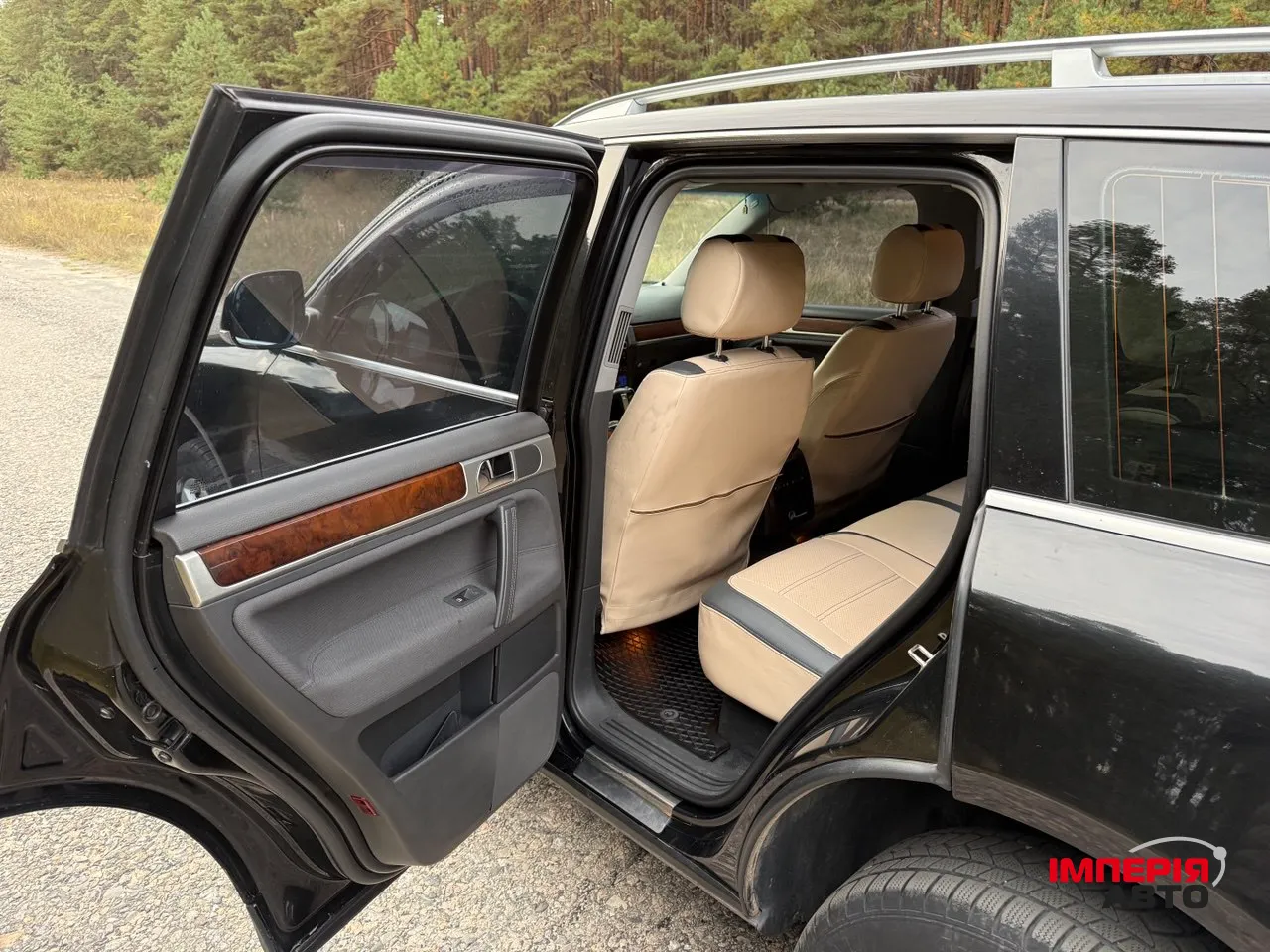 Volkswagen Touareg - фото 12