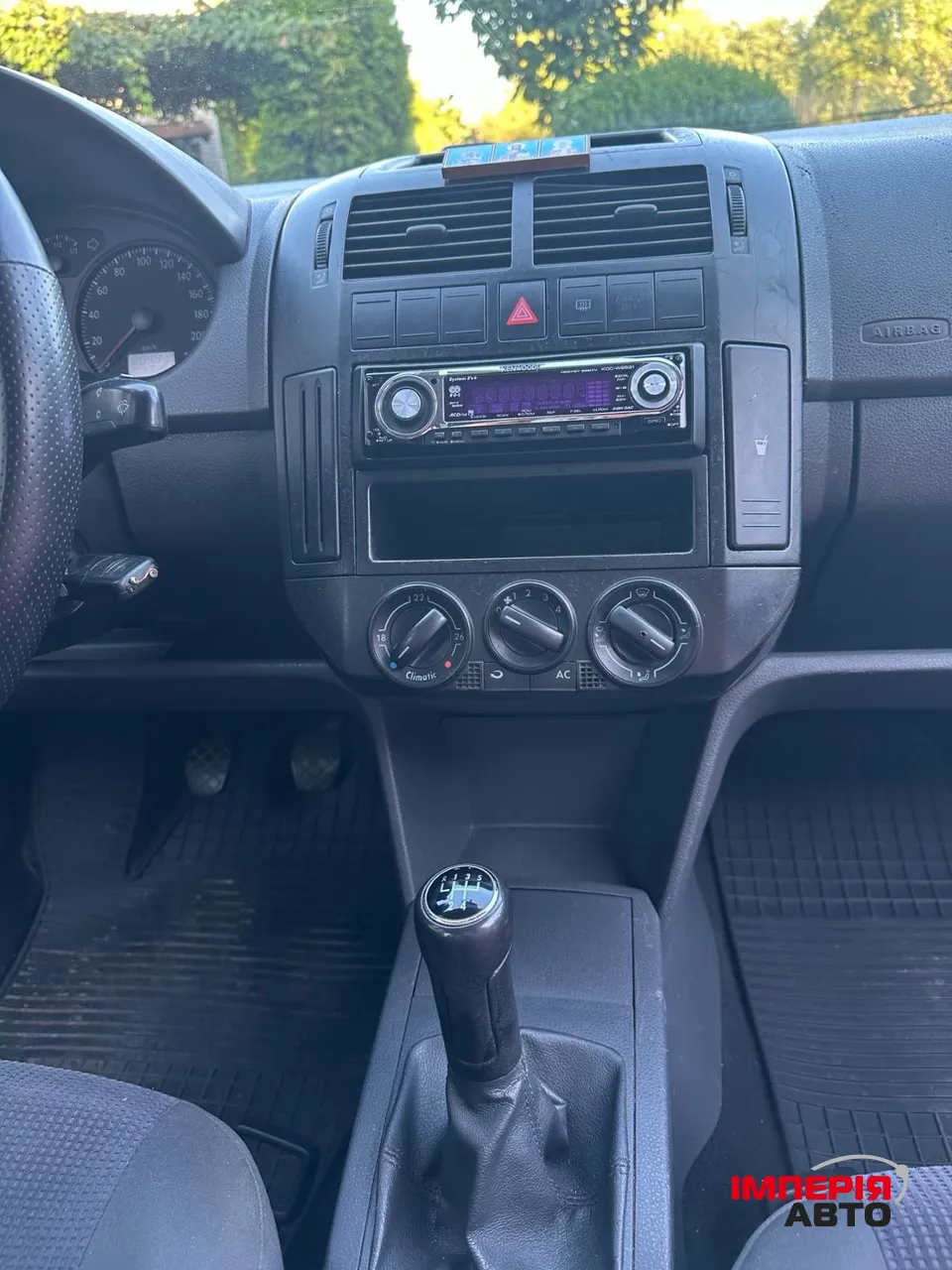 Volkswagen Polo - фото 10