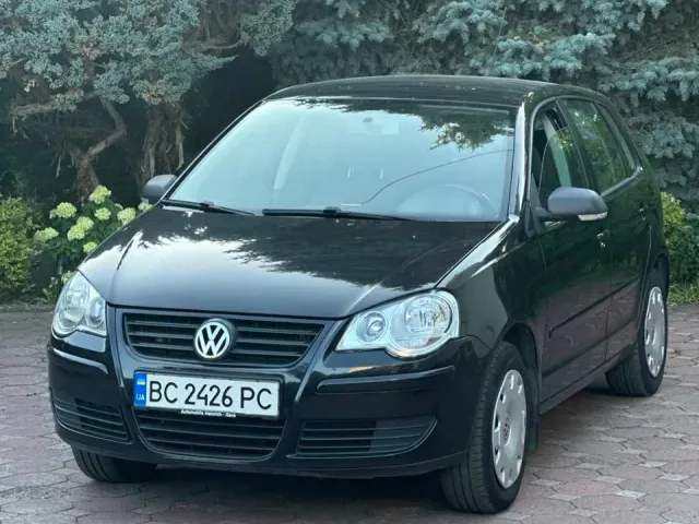 Volkswagen Polo - фото 1