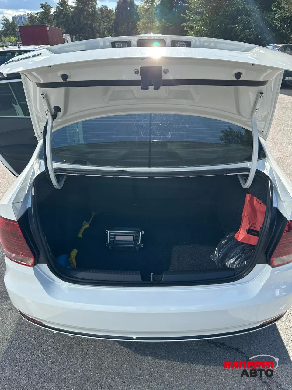 Volkswagen Polo - фото 25