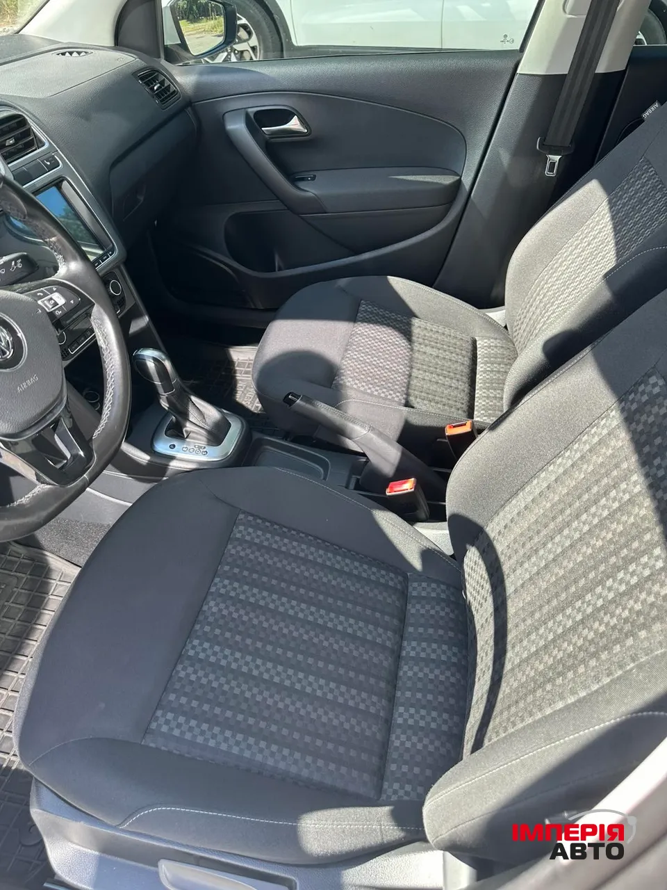 Volkswagen Polo - фото 18