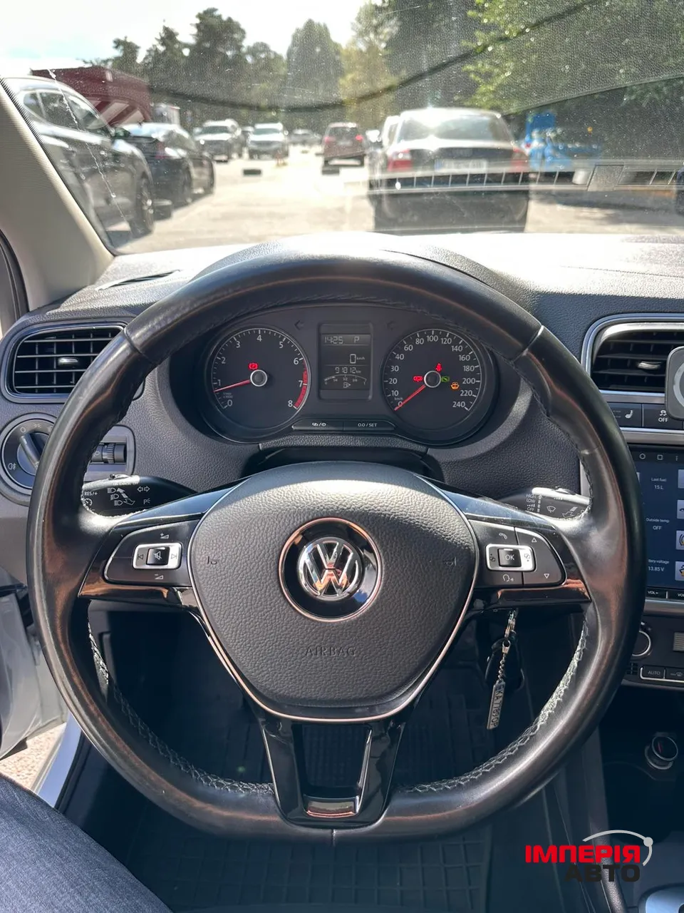 Volkswagen Polo - фото 13