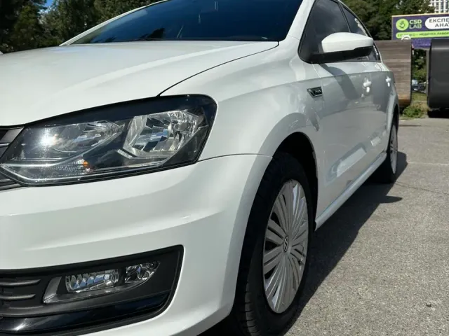 Volkswagen Polo - фото 5
