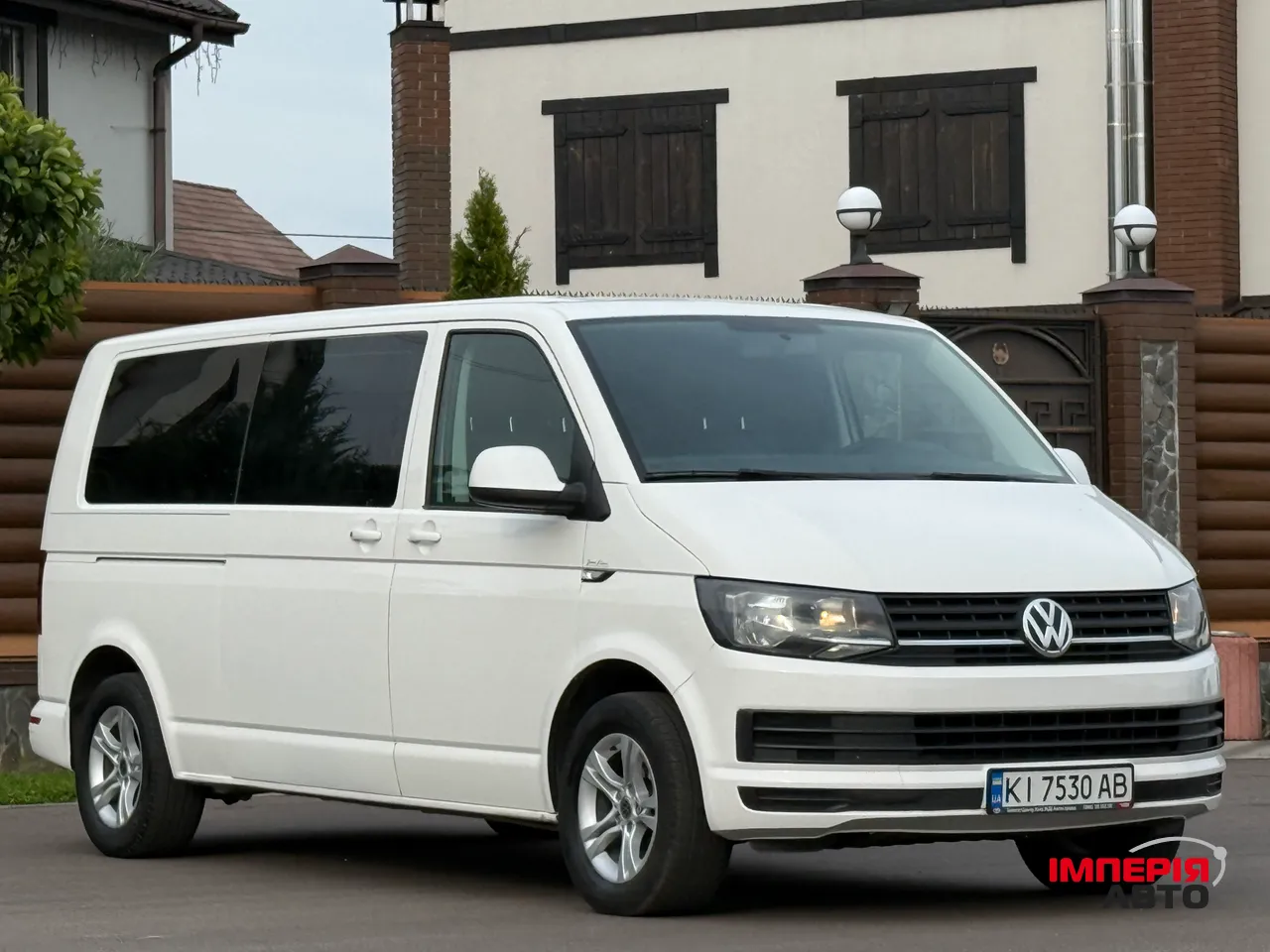 Volkswagen Transporter - фото 11