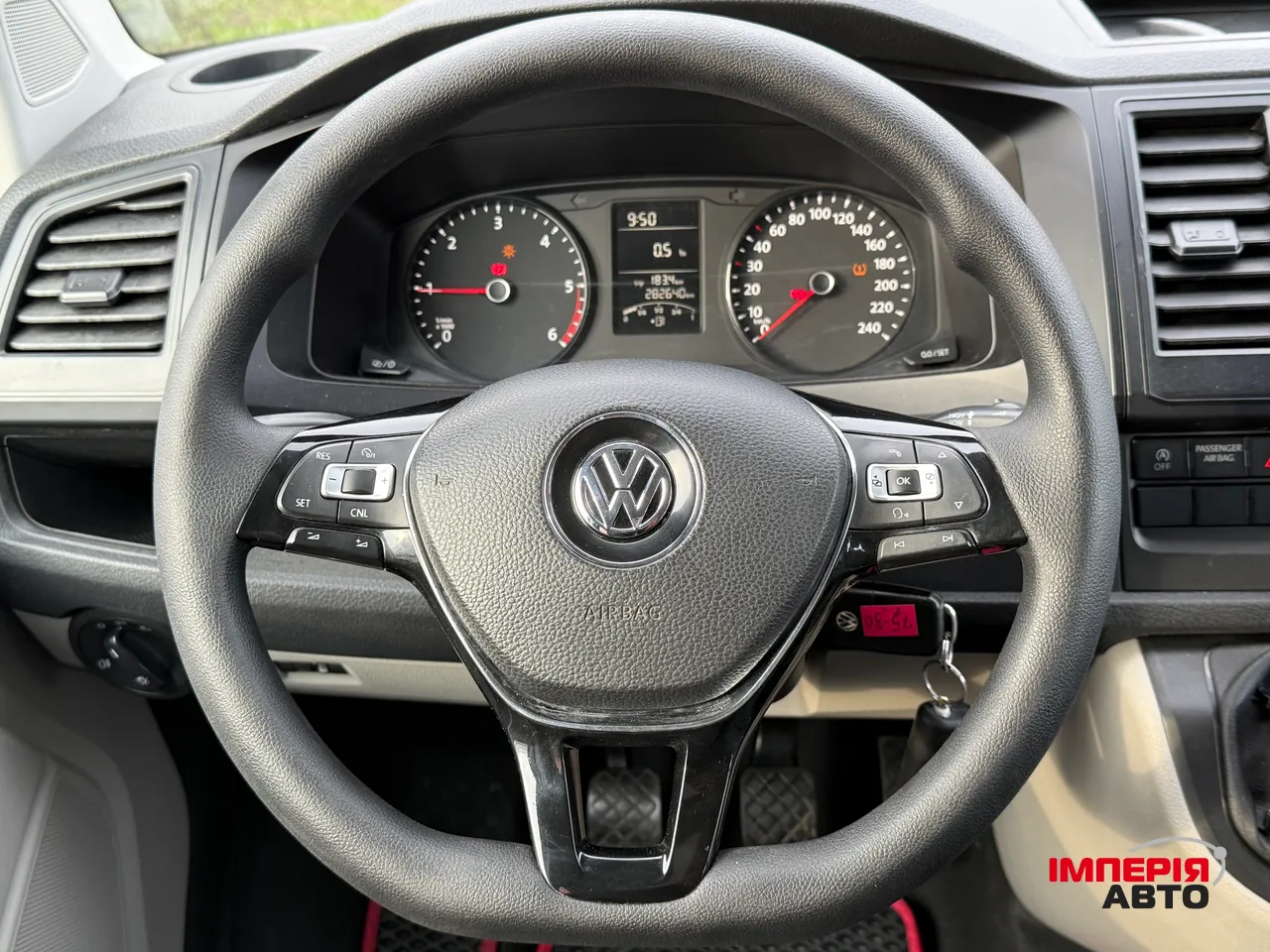 Volkswagen Transporter - фото 57