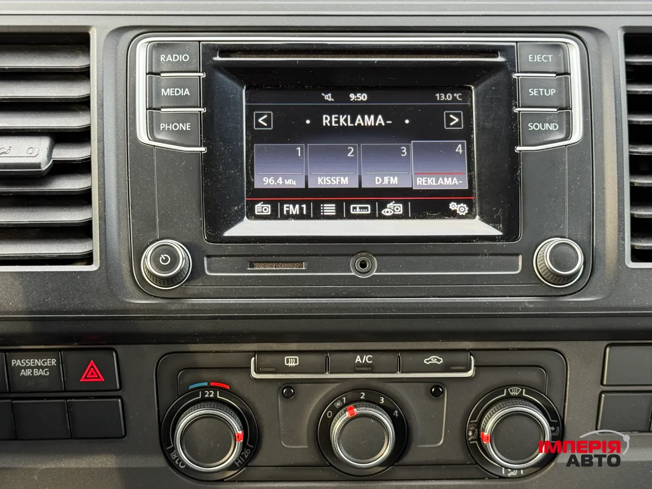 Volkswagen Transporter - фото 61