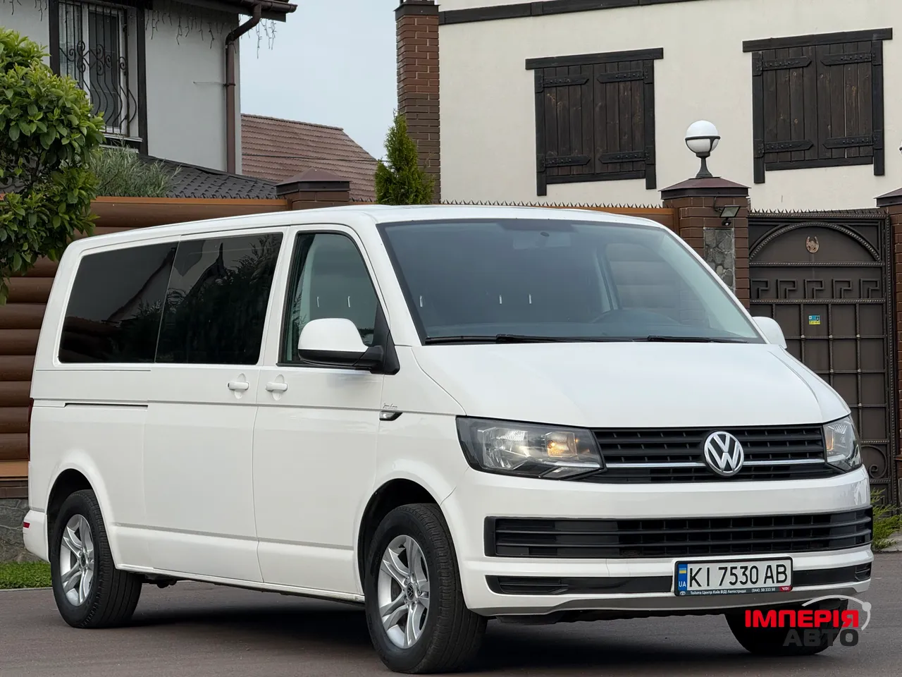 Volkswagen Transporter - фото 13