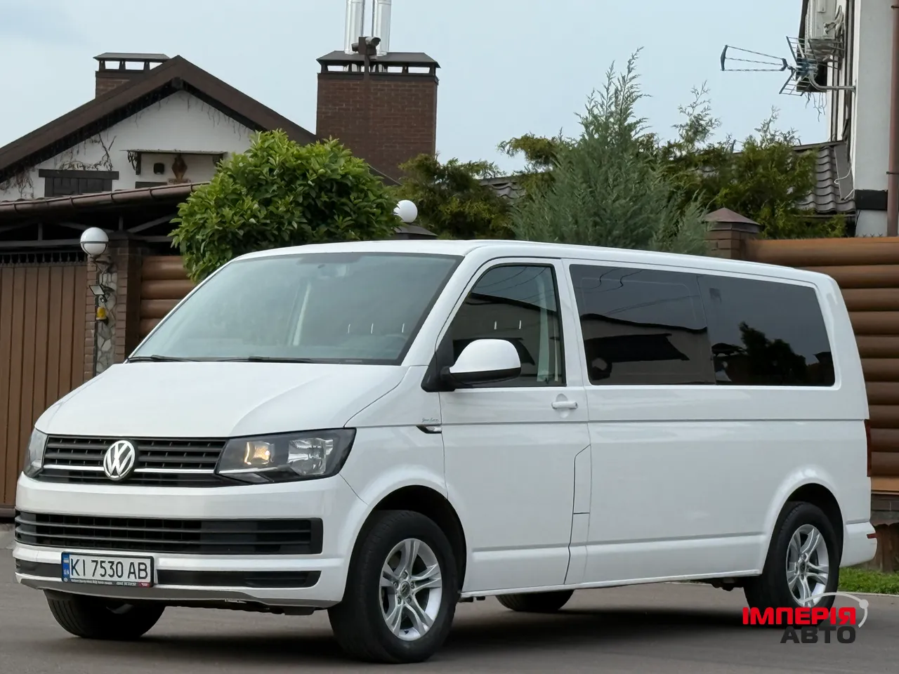 Volkswagen Transporter - фото 6