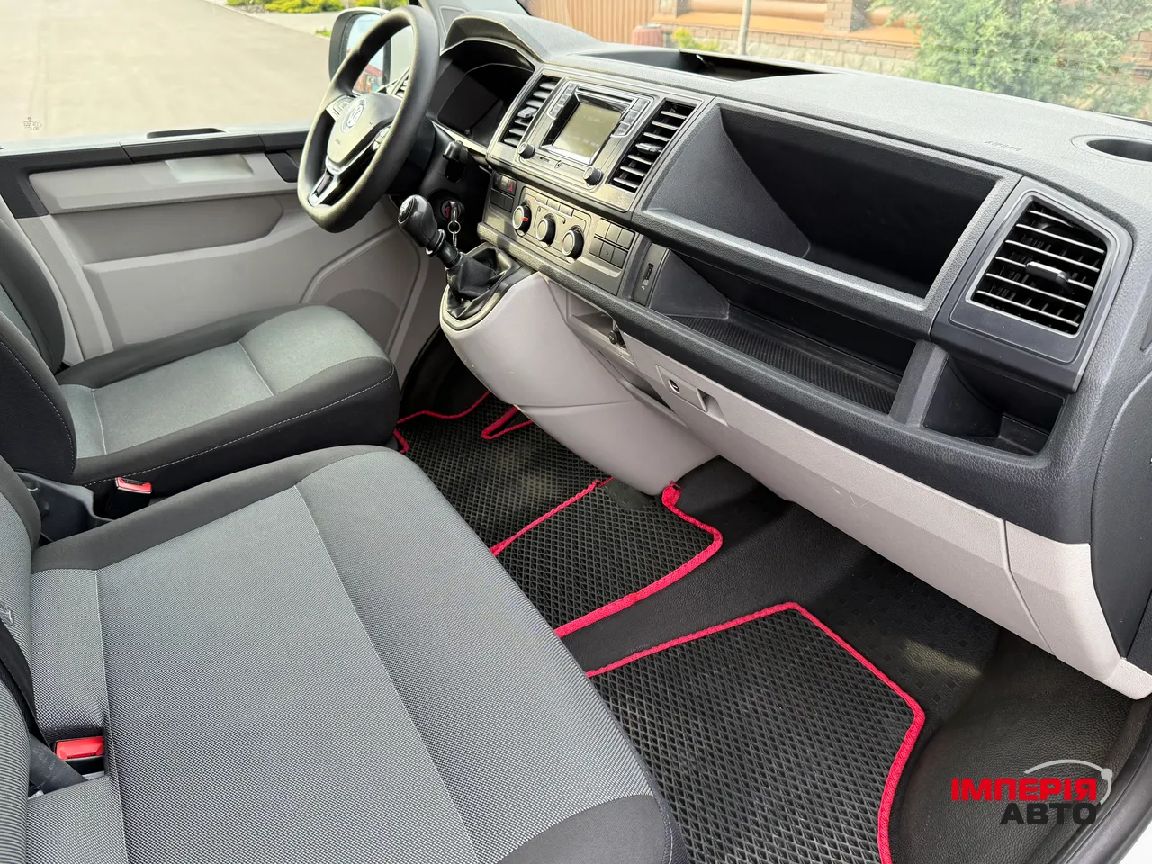 Volkswagen Transporter - фото 45