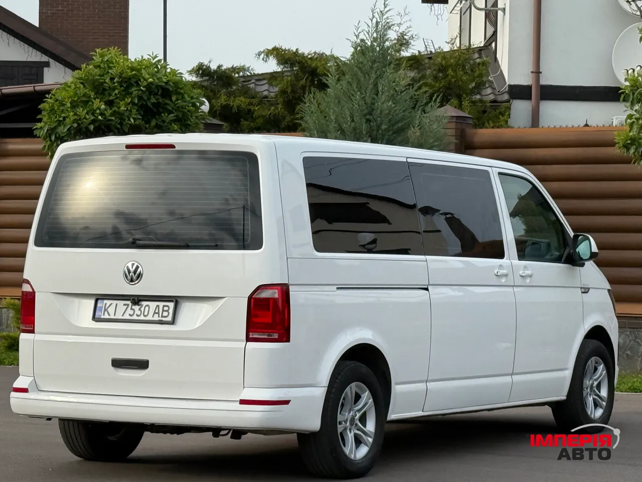 Volkswagen Transporter - фото 31