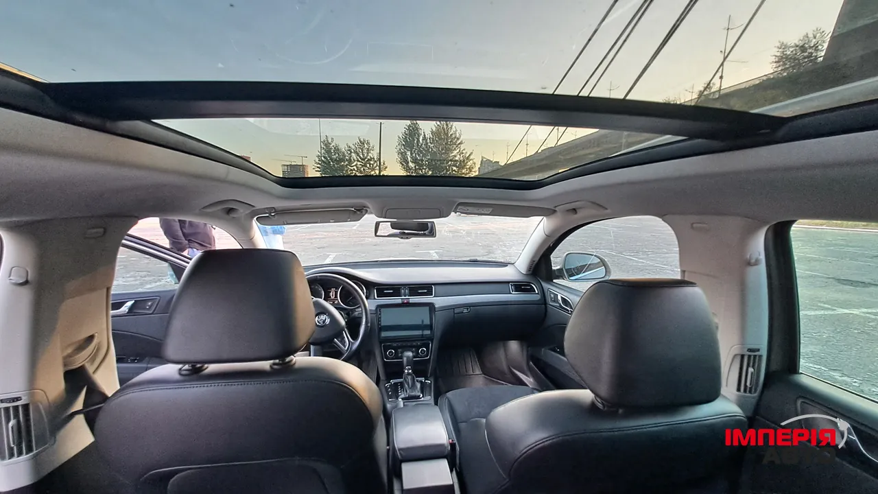 Skoda Superb - фото 5