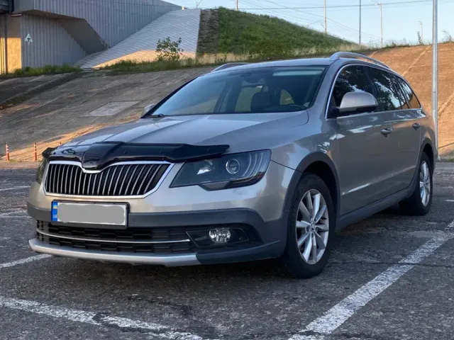 Skoda Superb - фото 1