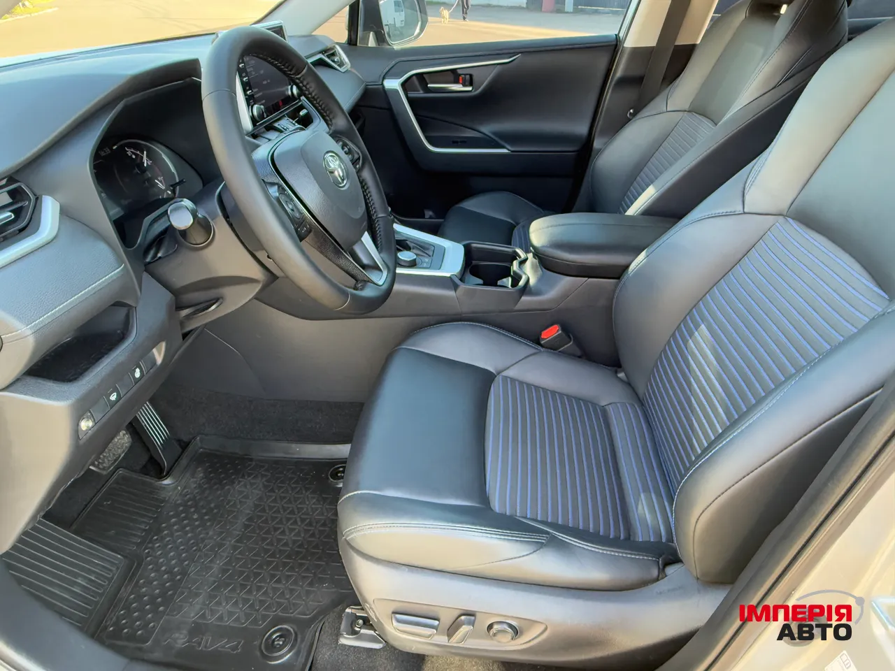 Toyota RAV4 - фото 49