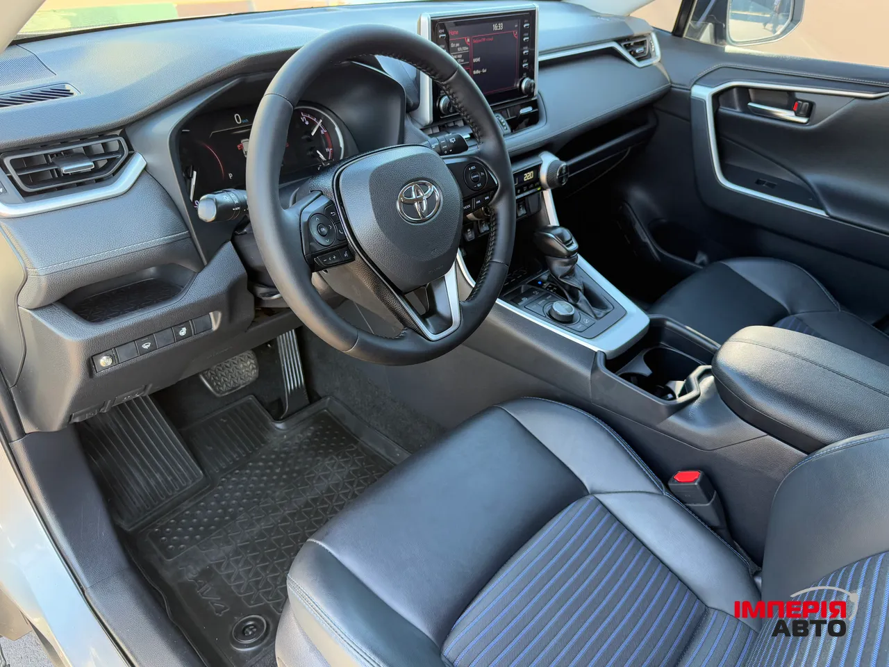 Toyota RAV4 - фото 55