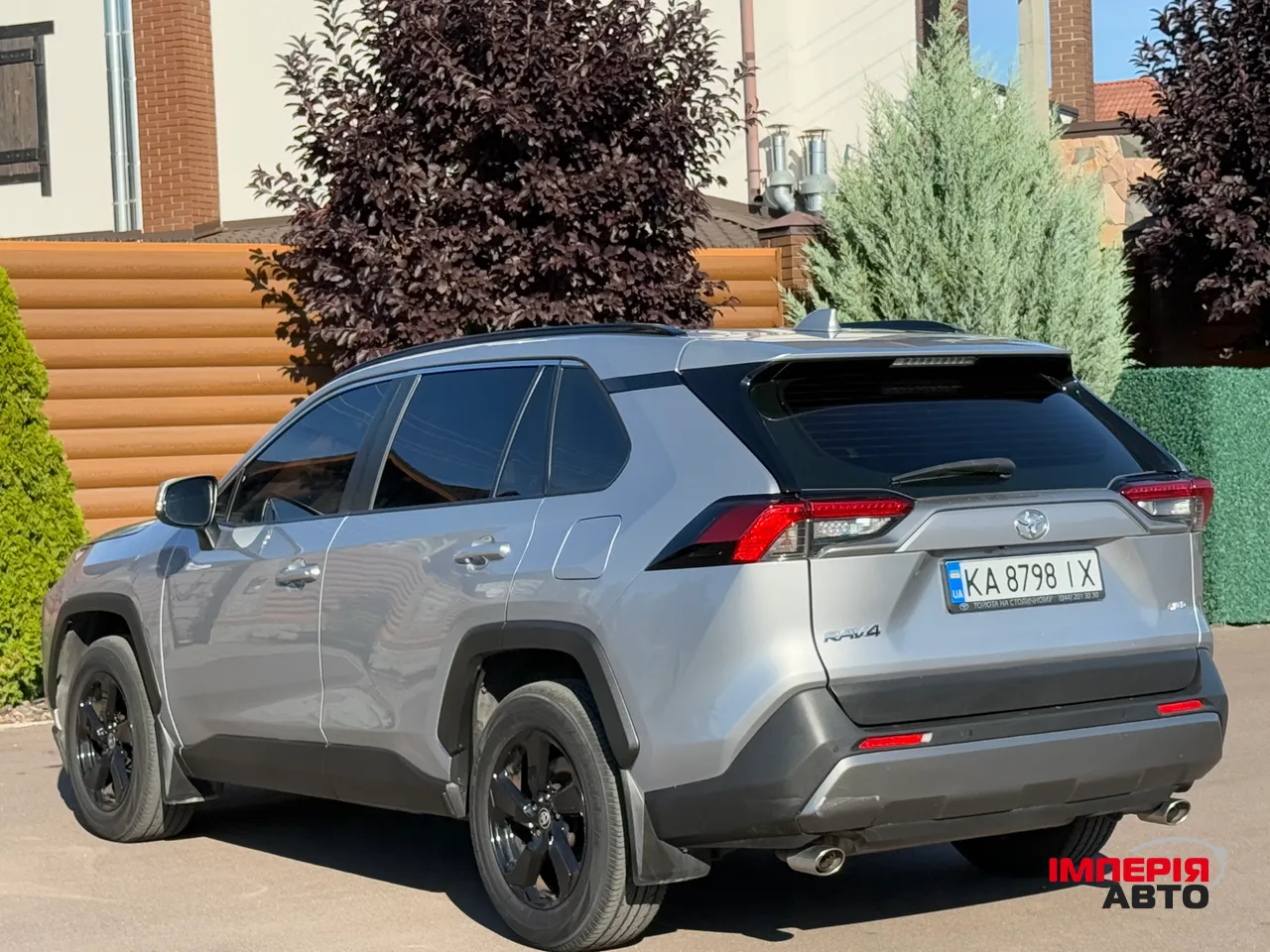 Toyota RAV4 - фото 31