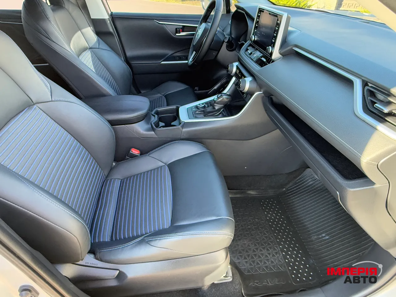 Toyota RAV4 - фото 66