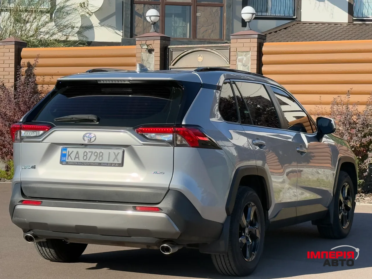 Toyota RAV4 - фото 45