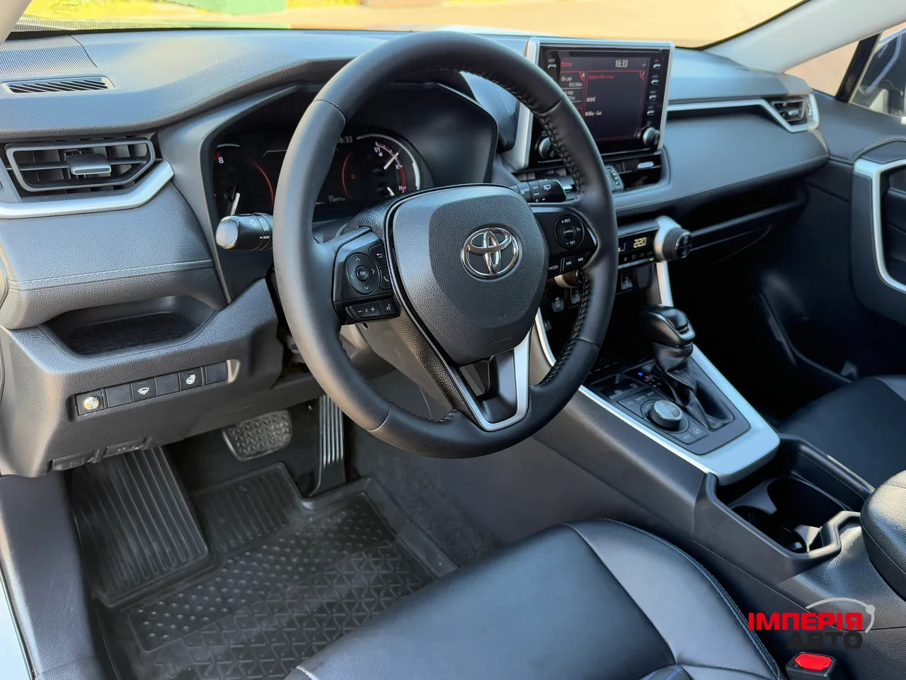 Toyota RAV4 - фото 54