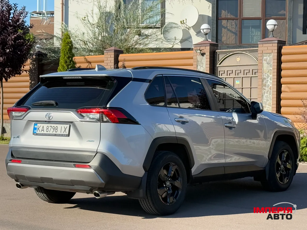 Toyota RAV4 - фото 44