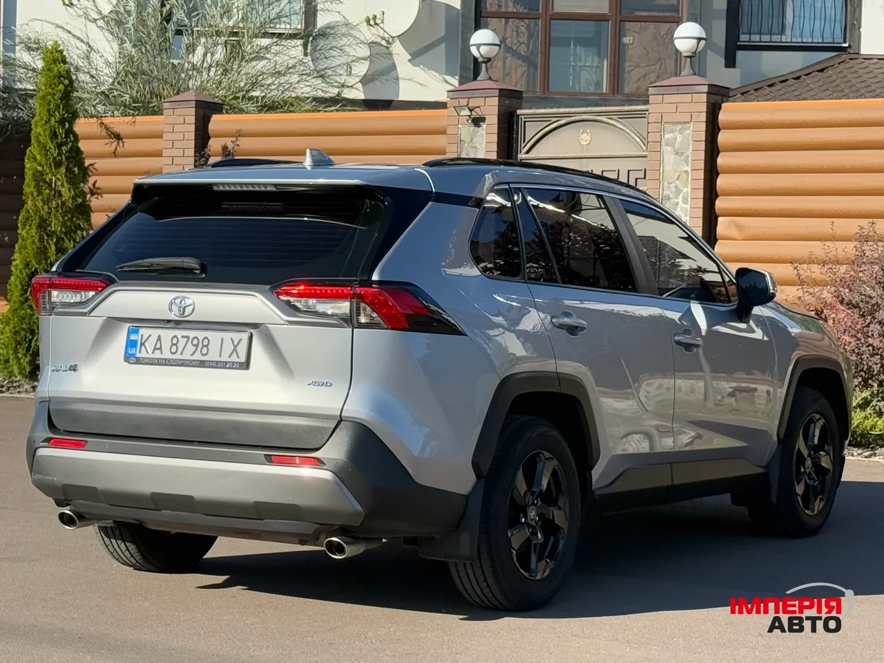 Toyota RAV4 - фото 43