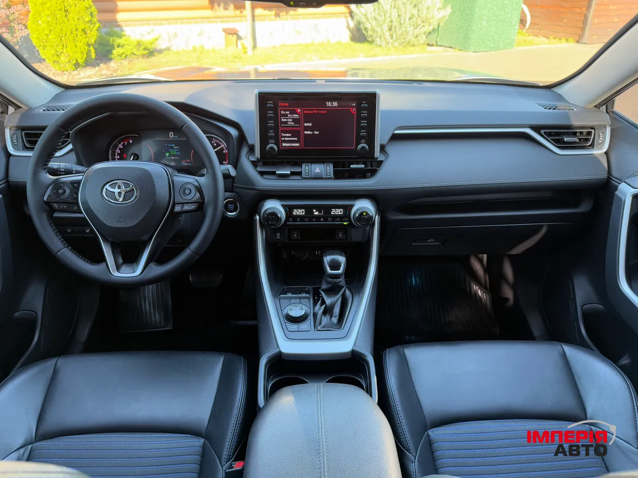 Toyota RAV4 - фото 78