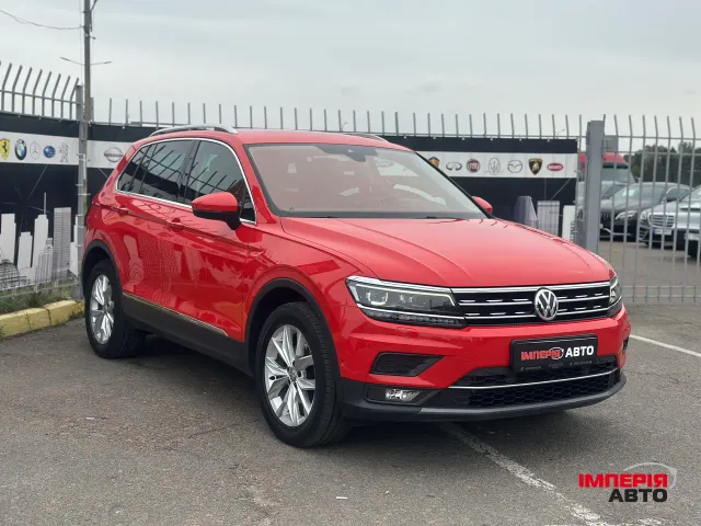 Volkswagen Tiguan - фото 3