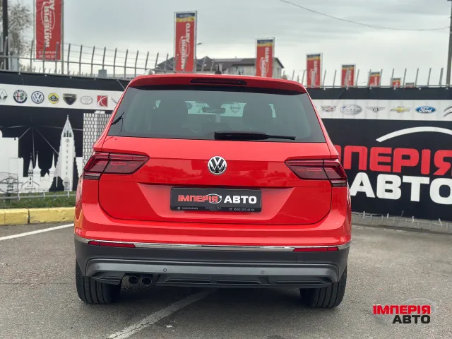 Volkswagen Tiguan - фото 5