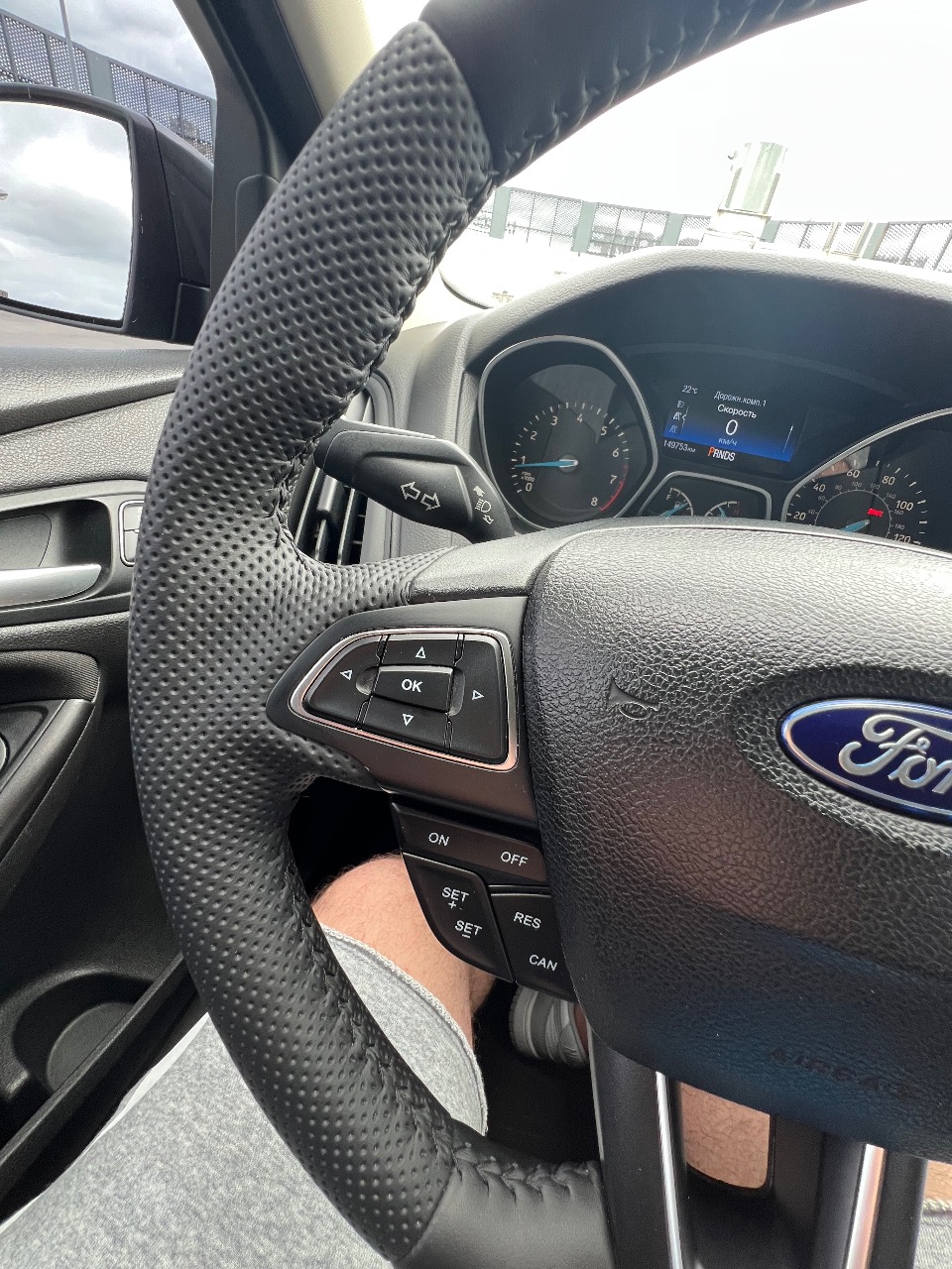 Ford Focus - фото 32