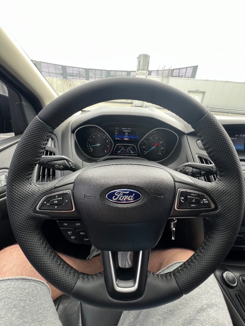 Ford Focus - фото 28